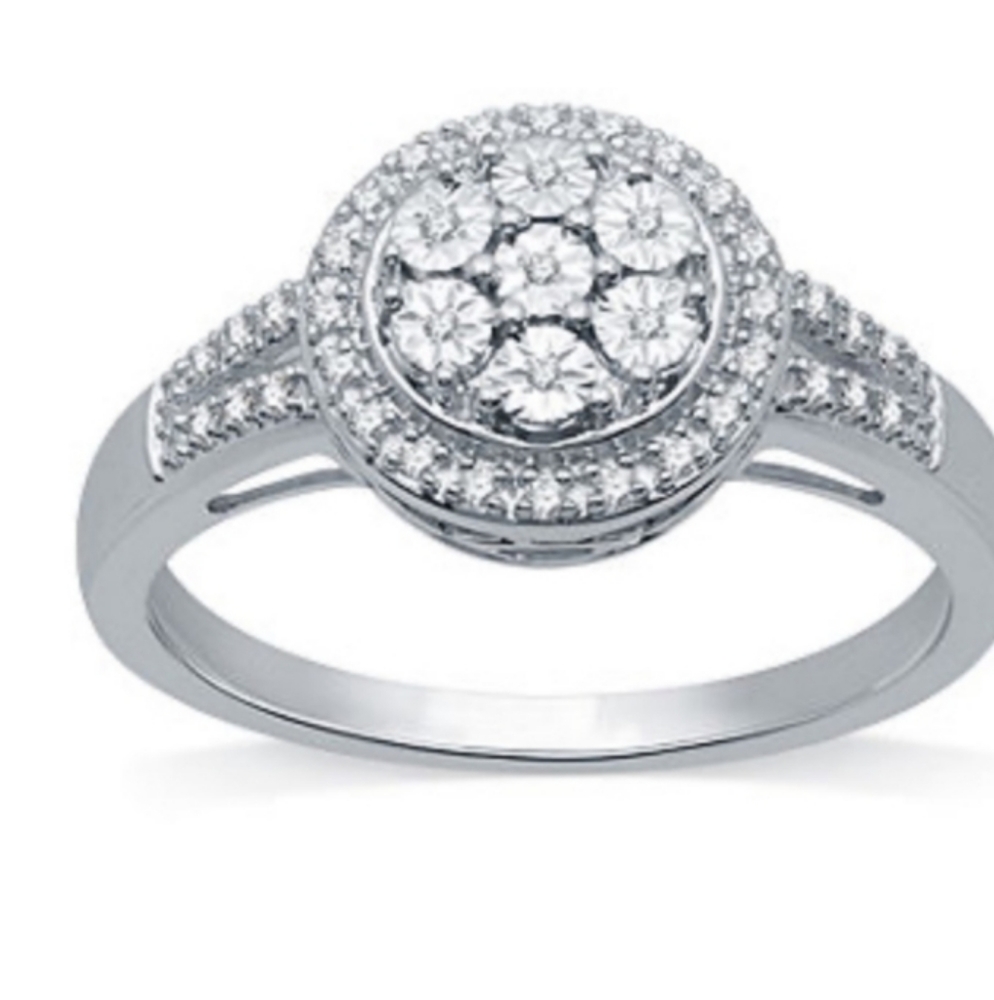 💞💞HOST PIC 110 CT  Diamond Cluster Silver Ring